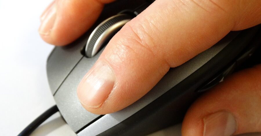 Quando un Click Sbagliato Ti Fa Perdere Milioni di Euro